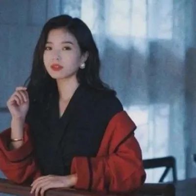 头像复古气质女生头像