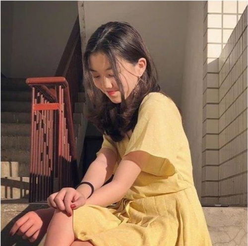 李嫣终于拿掉兔唇标签,整容后美出新高,神似年轻时的王菲