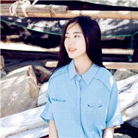 长发清新气质美女头像,侧面的样子更是迷人