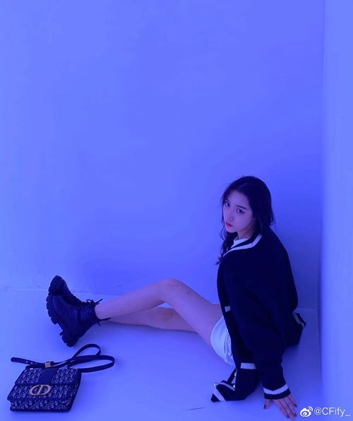 纯真可爱姿色天然的浙江00后艺人曹妃妃,未来可期的上戏女孩