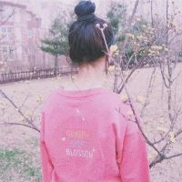 妖娆妩媚的女生头像粉色女生唯美头像