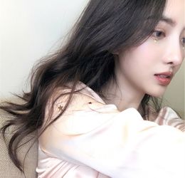 这三大星座女长相出众,气质优雅,一生桃花不败,到老都有人追