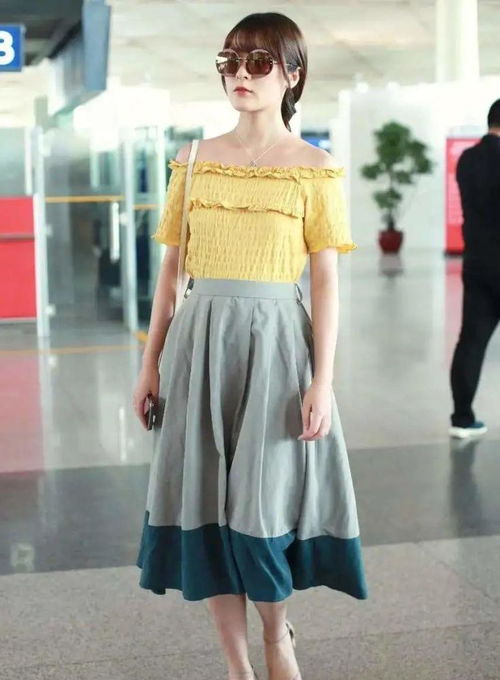 周星驰干女儿现在长这样,穿晋制汉服仙气飘飘,美成画中少女