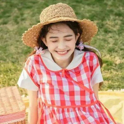 红色系女生头像可爱清新很酷女生头像图片