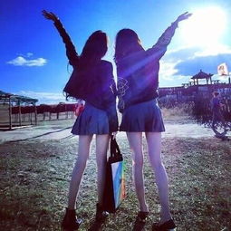 qq皮肤女生,要阳光不要带伤感的,最好帮忙想个阳光的网名