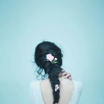 五十岁的婆婆找了个小六岁男友,我们反对,她还是爱得疯狂