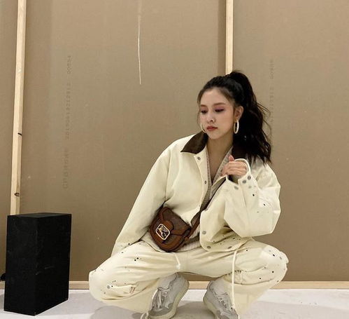 她穿过的衣服必售罄号称中国泫雅的她凭啥成新带货女王