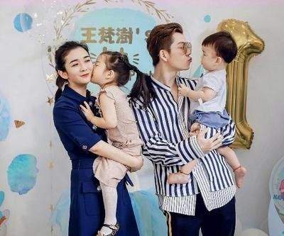 吴雅婷否认前夫王栎鑫出轨张佳宁,并晒出聊天记录没出轨没实锤