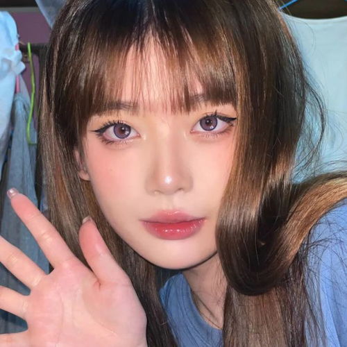 30张精致动人的优质女生头像