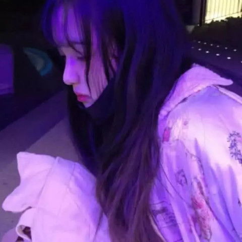 ins风少女心背景图把喜欢藏起来,不要再招摇过市了