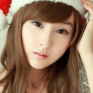 李小璐的肖像是一个充满爱的少女