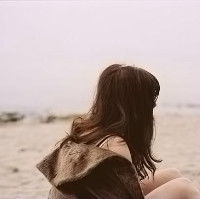 非主流空间女生唯美的时尚背影qq头像非主流头像