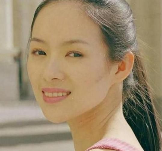 章子怡17岁有多迷人读后叫校花