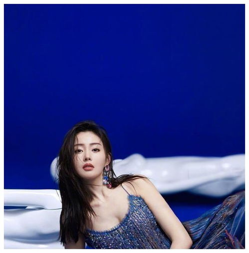 90后张天爱,美极了它迷人而精致,但又不失它的豪放和霸气
