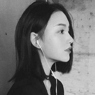 孤独的头像女生头像寂寞伤感图片