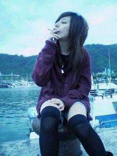 给我一个非主流抽烟的头像