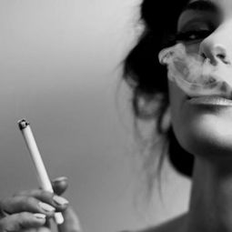 吸烟女生快手头像霸气我有qq女生头像我要个性网