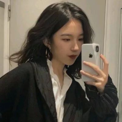 女生头像高冷霸气的微信女生头像335