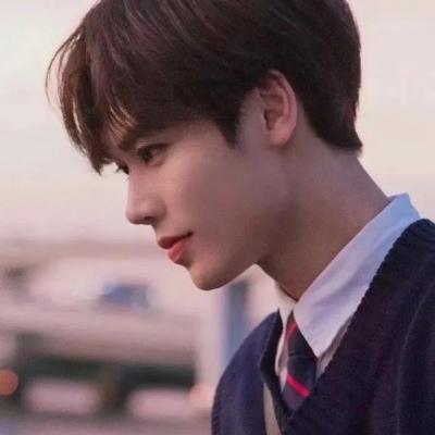 敢于承担成熟稳重男人网名不是表象可爱点