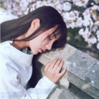 小清新的女生头像我深知,快乐没有寂寞长久
