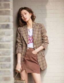 女明星格子衫穿搭大比拼,杨超越郑爽少女感,宋妍熙最时尚