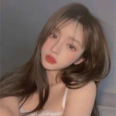女生头像丨最近体重上升了
