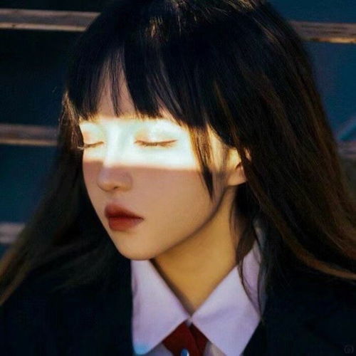 适合冬天的女生头像