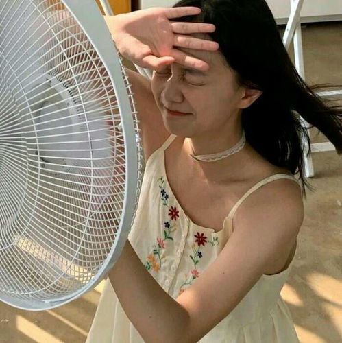 变得陌生,女生头像