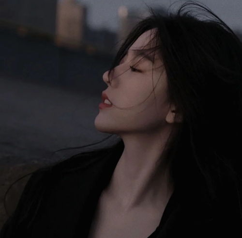 高级感温柔女生头像16