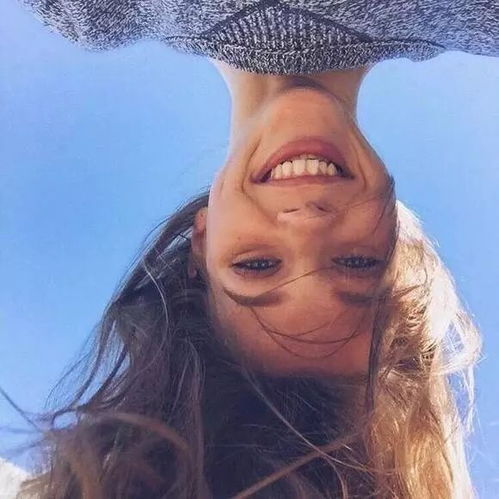 欧美女生头像你那么孤独,却总说一个人真好