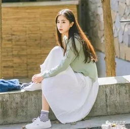 春天穿成这样,很有女人味