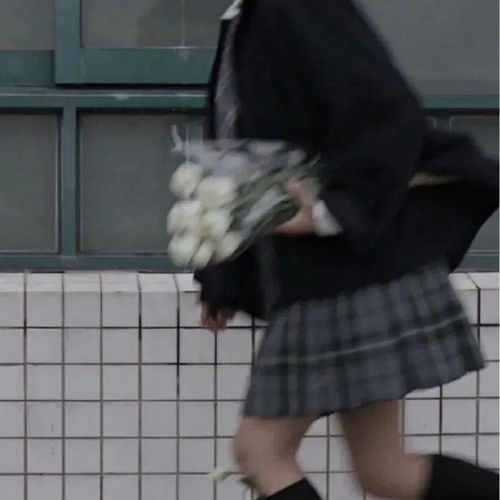不露脸女头情头,高级感满满,一看就很哇塞