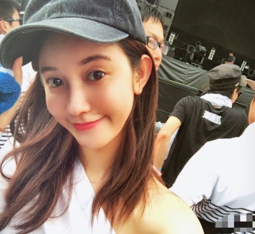 张大奕与助理直播途中被骂哭,助理委屈发声她又没有做错事