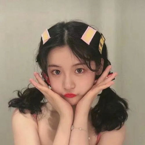 让人元气满满的句子幸亏我爱笑,生活才没有那么糟糕