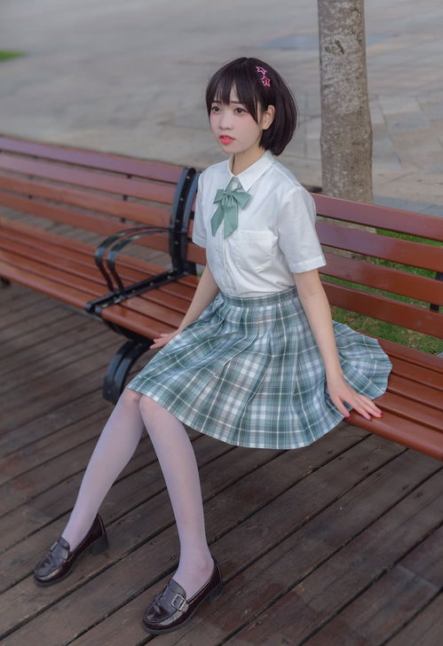 jk那个短发女孩