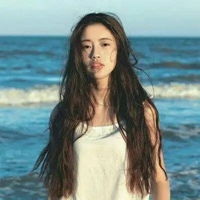 qq女生头像穿白色衣服