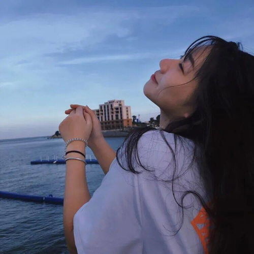头像此生尽兴,赤诚善良