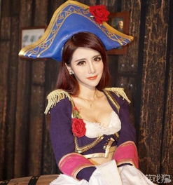 最美女硕士夏小薇cos照曝光多次担任showgirl