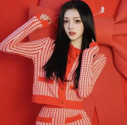 喜庆的女生就是让人着迷