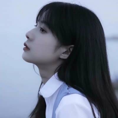 高冷女头侧脸真人2020好看较火的高冷长发气质女头
