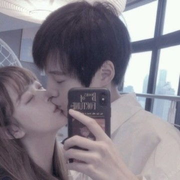 00后qq情侣头像