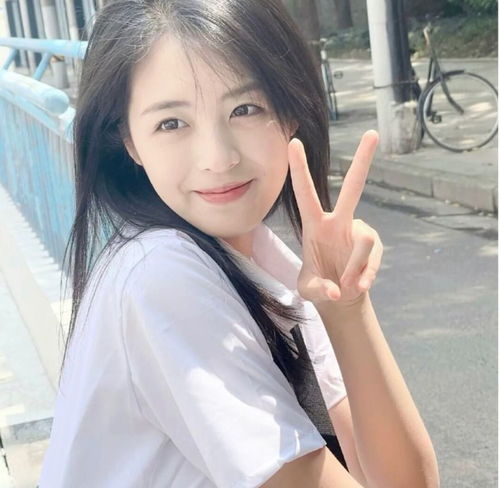 招桃花温柔小众真人女生头像252