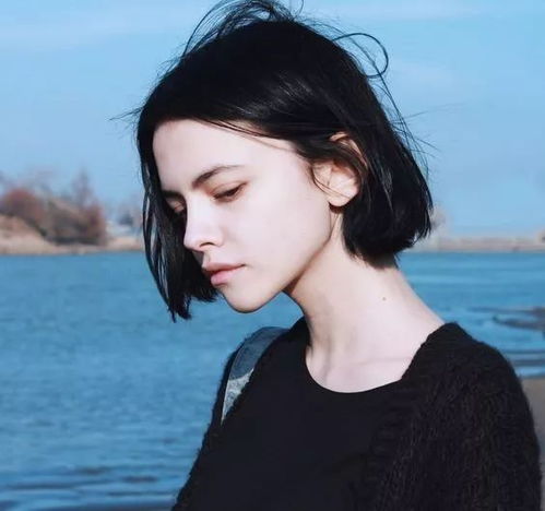 最显脸小的发型