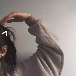 百无一用是深情,不屑一顾最相思
