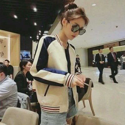 墨镜女头像霸气范酷女孩头像戴墨镜侧脸