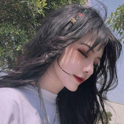 卷发气质女人头像qq头像女生高冷女神图片