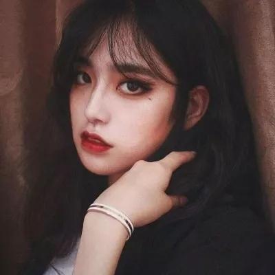 冷艳柔美霸气网名女生高冷四字