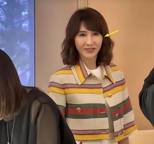 黎姿庆52岁生日,富豪老公和3个女儿太贴心,黎姿眼袋比眼睛还大