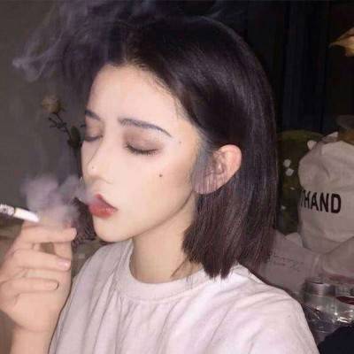 女生抽烟头像霸气社会女头像霸气十足抽烟系列