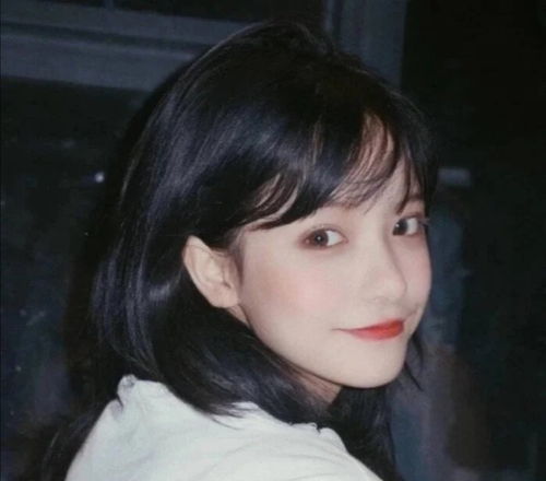 今日分享纯欲女生头像